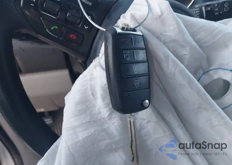 2016 Kia Sedona Lx из США, поврежденный, VIN KNDMB5C18G6103705